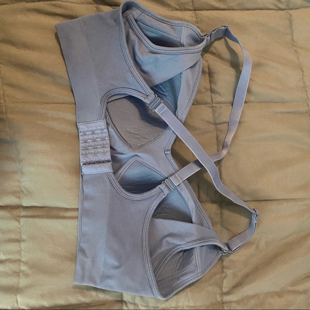 Nursing bra - Picture 3 of 6